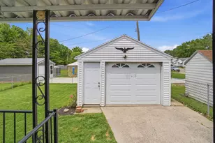 1206 W 1st St, Springfield, OH 45504 - Photo 24