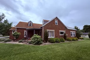 111 S Wayne St, Saint Marys, OH 45885 - Photo 2
