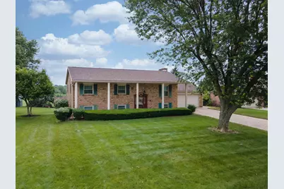283 Dogwood Drive, Greenville, OH 45331 - Photo 4