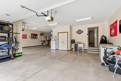 1927 Cider Mill Way, Tipp City, OH 45371 - Photo 40
