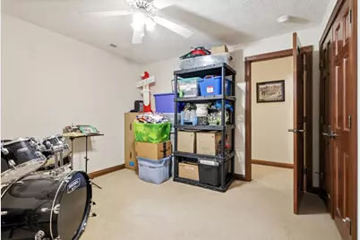 1927 Cider Mill Way, Tipp City, OH 45371 - Photo 38