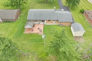 323 E Wapakoneta St, Waynesfield, OH 45896 - Photo 44