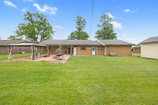 323 E Wapakoneta St, Waynesfield, OH 45896 - Photo 10