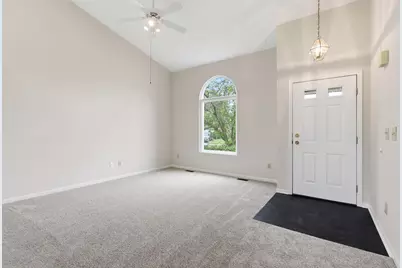 2780 N Barnhill Place, Xenia, OH 45385 - Photo 4