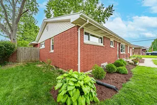 23 Dronfield Rd, Troy, OH 45373 - Photo 2