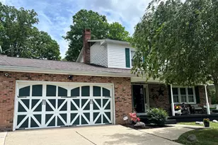 2334 E Possum Rd, Springfield, OH 45502 - Photo 2