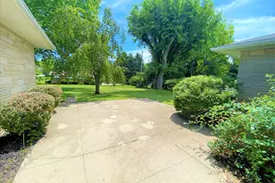 840 Allison Rd, Bellefontaine, OH 43311 - Photo 12