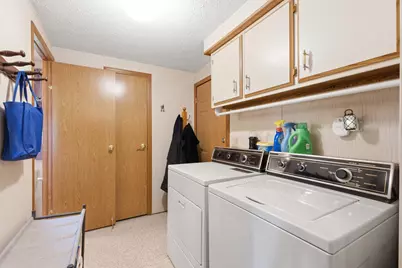 225 Heather Lane, Fairborn, OH 45324 - Photo 18