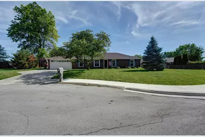 110 Fairfax Court, Greenville, OH 45331 - Photo 2