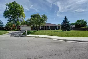 110 Fairfax Ct, Greenville, OH 45331 - Photo 2