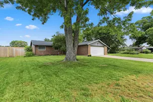 8136 Gibson Ave, Fairborn, OH 45324 - Photo 2