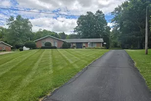 2082 Stowe Dr, Springfield, OH 45505 - Photo 4
