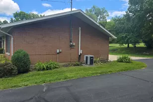 2082 Stowe Dr, Springfield, OH 45505 - Photo 46