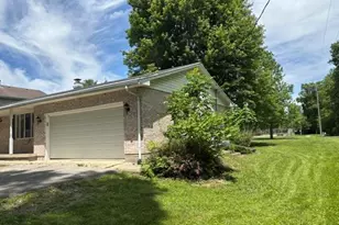 1105 Lenox St, Piqua, OH 45356 - Photo 2