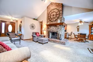 1337 Maplecrest Dr, Troy, OH 45373 - Photo 14