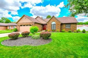 1337 Maplecrest Dr, Troy, OH 45373 - Photo 4