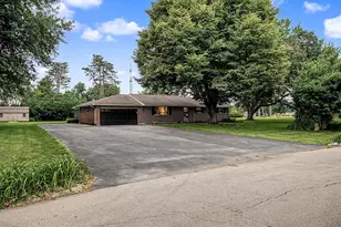 5185 David Dr, Tipp City, OH 45371 - Photo 4