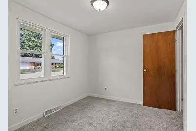 617 Locust Lane, Troy, OH 45373 - Photo 18