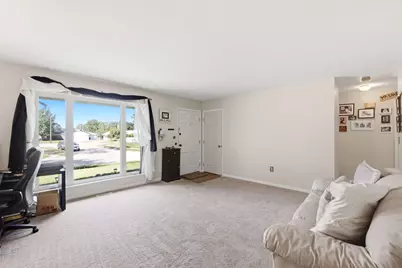 1973 Campus Drive, Fairborn, OH 45324 - Photo 4