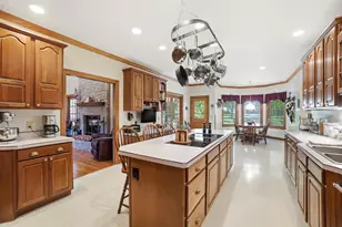 2350 Lostwood Ct, Beavercreek TWP, OH 45385 - Photo 32