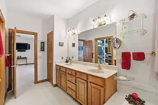 2350 Lostwood Ct, Beavercreek TWP, OH 45385 - Photo 54