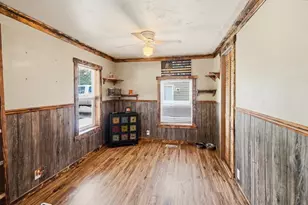 102 Wayne St, Waynesfield, OH 45896 - Photo 8