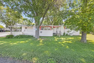 11016 Oak Cir, Lakeview, OH 43331 - Photo 4