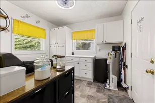 1610 Troy Rd, Springfield, OH 45504 - Photo 20
