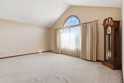 1703 Fox Ridge Drive, Springfield, OH 45503 - Photo 6