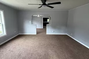 518 Locust St, Saint Marys, OH 45885 - Photo 4