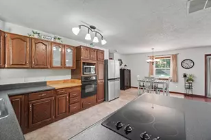 1725 Irvin Rd, Lima, OH 45807 - Photo 16
