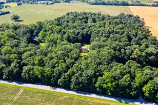 1725 Irvin Rd, Lima, OH 45807 - Photo 4