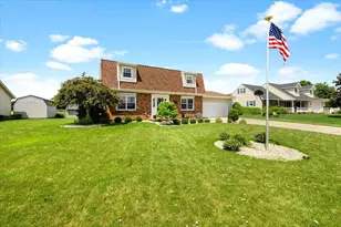 112 Debra Dr, Botkins, OH 45306 - Photo 4