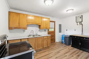 3351 E Pitchin Rd, Springfield, OH 45502 - Photo 8