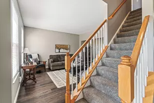 364 Krystal Ellen Dr, Tipp City, OH 45371 - Photo 8