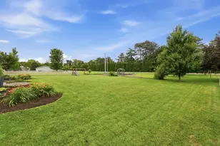 656 Gardenview Cir, Lima, OH 45801 - Photo 42