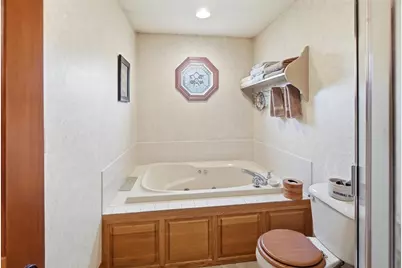 656 Gardenview Circle, Lima, OH 45801 - Photo 22