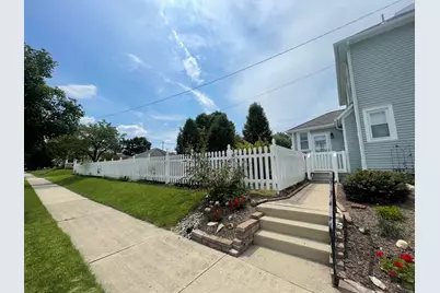 601 W Benton Street, Wapakoneta, OH 45895 - Photo 4