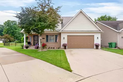 120 Village Green Drive, Sidney, OH 45365 - Photo 2