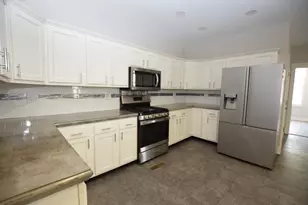 201 E Miami St, De Graff, OH 43318 - Photo 14