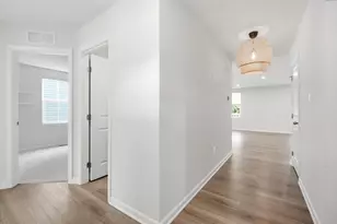 187 Chesapeake Cir, Springfield, OH 45505 - Photo 4