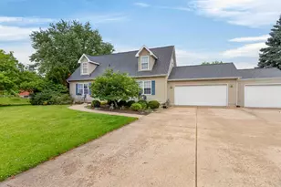 2123 Wapakoneta Ave, Sidney, OH 45365 - Photo 4