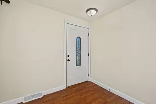 1209 Student Ave, Springfield, OH 45503 - Photo 6