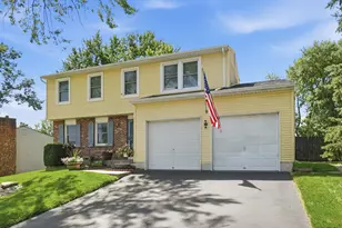 339 Blumen Ln, Dayton, OH 45439 - Photo 2