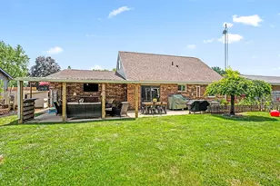 1263 Gettysburg Dr, Troy, OH 45373 - Photo 40