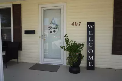 407 Murray Street, Wapakoneta, OH 45895 - Photo 2