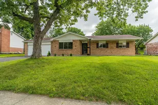 861 Kenbrook Dr, Vandalia, OH 45377 - Photo 2