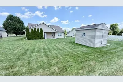 500 Lambert Drive, Piqua, OH 45356 - Photo 32