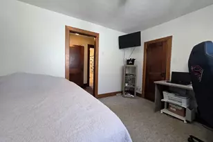 512 W Benton St, Wapakoneta, OH 45895 - Photo 22