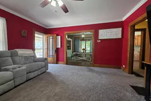 512 W Benton St, Wapakoneta, OH 45895 - Photo 6